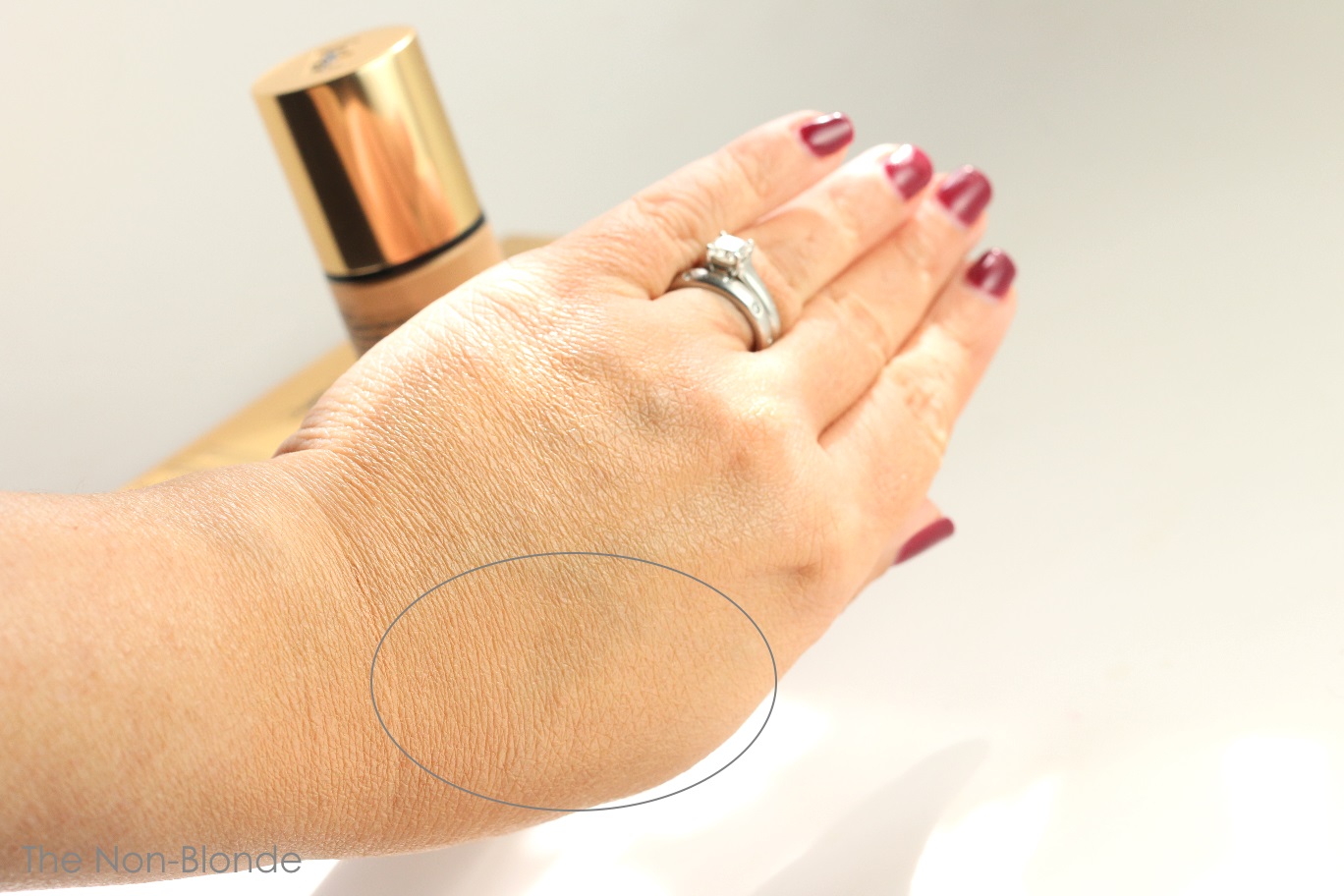 Yves saint shop laurent foundation b50